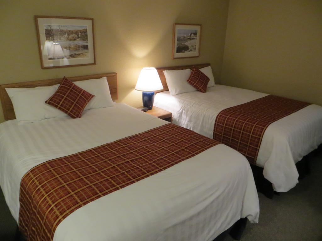 The Nordic Lodge Sister Bay Room photo